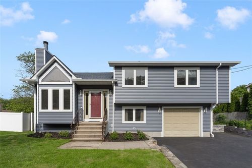 151 Mohawk Trl, Cranston, RI, 02921-2541 | Card Image