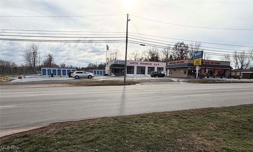 5800 Fulton Dr Nw, Canton, OH, 44718-1751 | Card Image