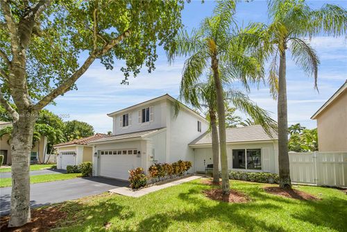 9536 Nw 9th Ct, Plantation, FL, 33324-1132 | Card Image