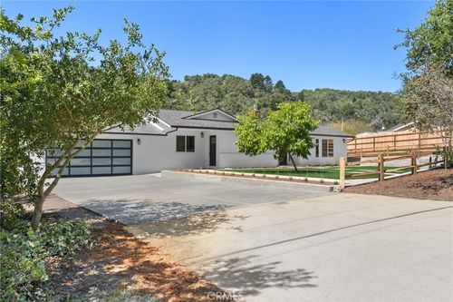 1804 Deer Canyon Rd, Arroyo Grande, CA, 93420-4975 | Card Image