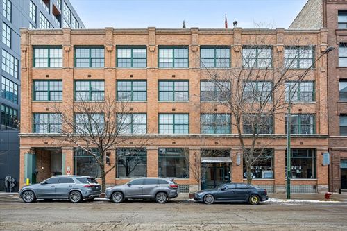 205-110 N Peoria St, Chicago, IL, 60607-2348 | Card Image