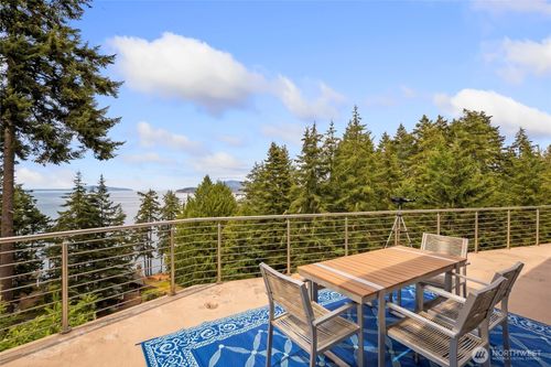 51 Willows Ln, Friday Harbor, WA, 98250-7169 | Card Image