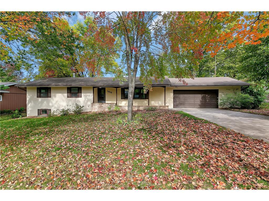 14th St, Saint Cloud, MN 56301