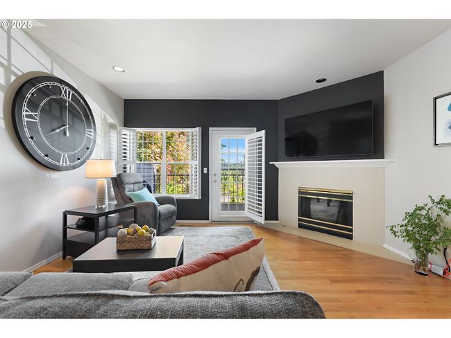 Living Room-# 1 | Image 7