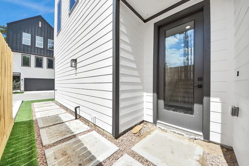 b-5302 Kindred St, Houston, TX, 77049 | Card Image