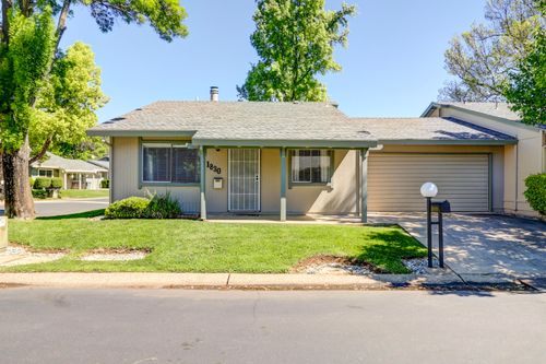 1830 Del Mar Ave, Redding, CA, 96003-3528 | Card Image