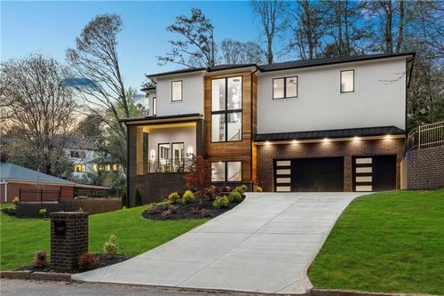 626 Pauley Pl, Sandy Springs, GA, 30328-5222 | Card Image