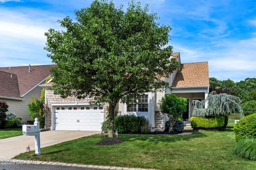 3 Spring Lake Blvd, Waretown, NJ, 08758-2658 | Card Image