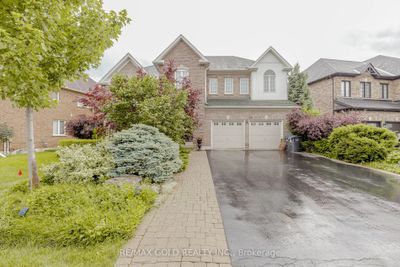 26 Donwoods Crt, House other with 4 bedrooms, 3 bathrooms and 6 parking in Brampton ON | Image 1