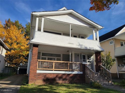 2215 Chesterland Ave, Lakewood, OH, 44107-6111 | Card Image