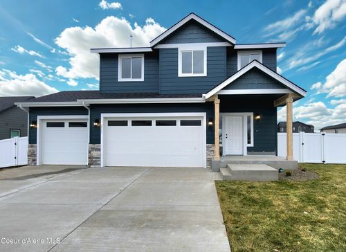 2711 E Cinder Ave, Post Falls, ID, 83854-3902 | Card Image