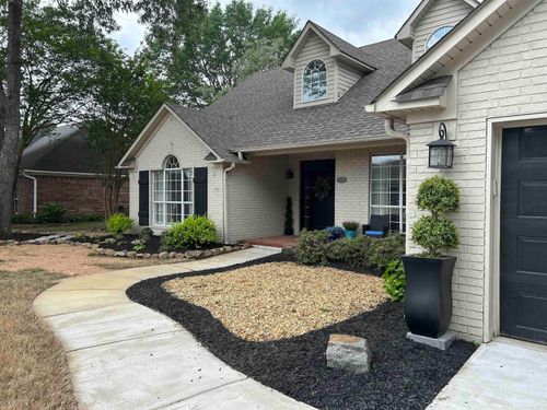 125 Las Colinas St, Conway, AR, 72034-5579 | Card Image