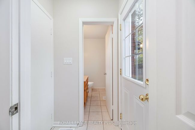 334 Oakwood Dr, House other with 3 bedrooms, 3 bathrooms and 2 parking in Burlington ON | Image 14