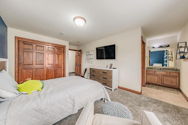 585 Overlook Pass, House other with 5 bedrooms, 4 bathrooms and null parking in Fredonia WI | Image 46