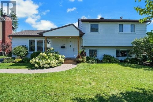 5 Mcmurdo Crt, Nepean, ON, K2E5V8 | Card Image