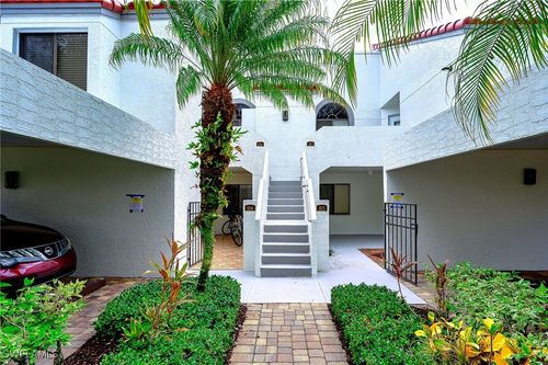 u204-559 Beachwalk Cir, NAPLES, FL, 34108-8733 | Card Image