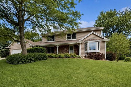N106W7580 Chatham Street, Cedarburg, WI, 53012 | Card Image