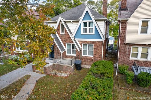 16532 Parkside St, Detroit, MI, 48221-3153 | Card Image