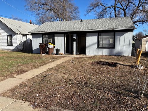 2920 9th St, Rockford, IL, 61109-1131 | Card Image