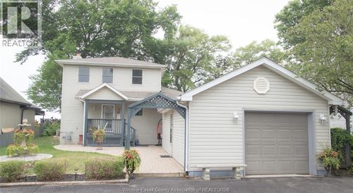 804 Point Pelee Dr, Leamington, ON, N8H3V4 | Card Image