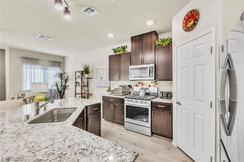 103-4725 Blaise Ave, North Las Vegas, NV, 89084-5080 | Card Image