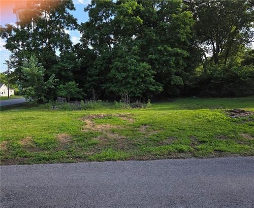 1000 E Pine St, Harrisonville, MO, 64701 | Card Image