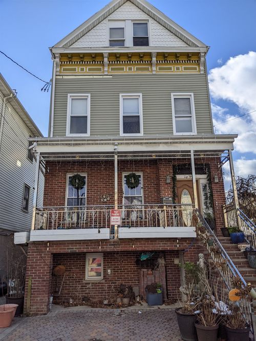 2-169 Neptune Ave, Jersey City, NJ, 07305-2507 | Card Image