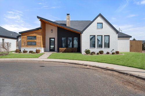 501 Brookshire Ave, Wolfforth, TX, 79382-3320 | Card Image