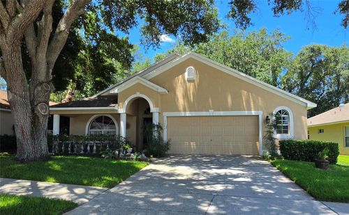 3049 Beaver Pond Trl, Valrico, FL, 33596-7930 | Card Image