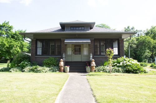 77 Main St, Saunemin, IL, 61769-6094 | Card Image