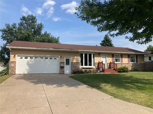 1402 H Ave, Vinton, IA, 52349-1553 | Card Image
