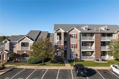 1101 Stockton Rdg, Condo with 2 bedrooms, 2 bathrooms and 1 parking in Cranberry Twp PA | Image 1