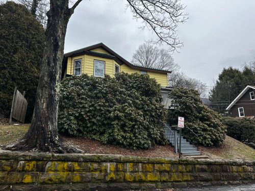 272 Jared St, Brookville, PA, 15825-1158 | Card Image