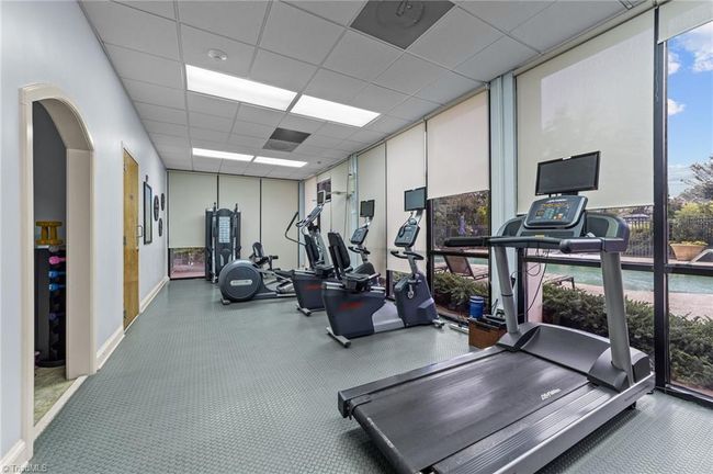UNIT-906 - 1101 N Elm St, House other with 2 bedrooms, 2 bathrooms and null parking in Greensboro NC | Image 24