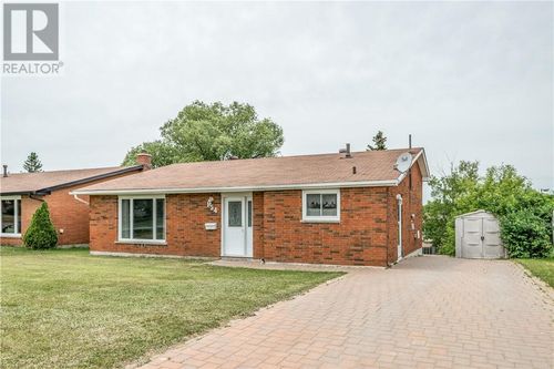 154 Catherine Dr, Garson, ON, P3L1H1 | Card Image