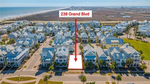 238 Grand Blvd, Port Aransas, TX, 78373-5045 | Card Image
