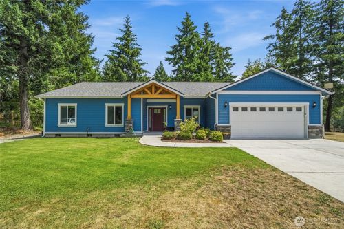 20905 192nd Ave E, Orting, WA, 98360-9392 | Card Image