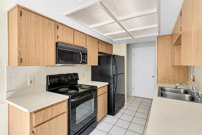 4750 Carrington Ct, Condo with 2 bedrooms, 2 bathrooms and null parking in NEW PORT RICHEY FL | Image 11