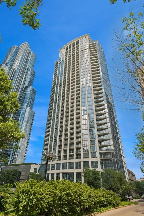 apt-3607-1235 Prairie Ave, Chicago, IL, 60605-3410 | Card Image