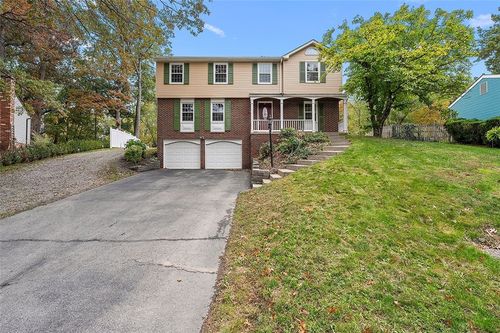 147 Fox Run Rd, Cranberry Township, PA, 16066-4037 | Card Image