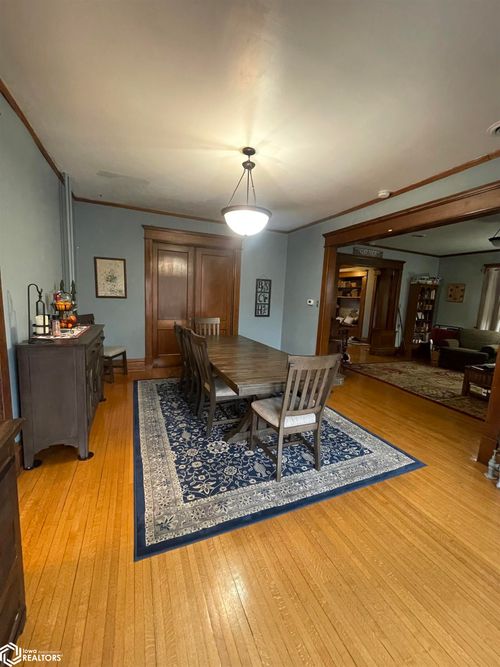 827 N Main St, Carroll, IA, 51401-2359 | Card Image