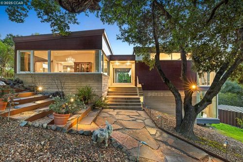 2 Crane Ct, Orinda, CA, 94563-1103 | Card Image