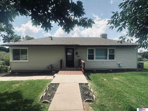 2234 S 41st St, Omaha, NE, 68105-2900 | Card Image