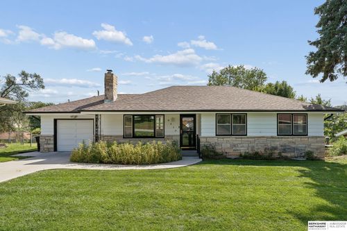 5313 Grand Avenue, Omaha, NE, 68104 | Card Image