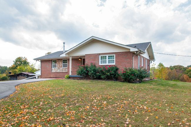 7690 Barnhill Rd, House other with 3 bedrooms, 2 bathrooms and 13 parking in Primm Springs TN | Image 4