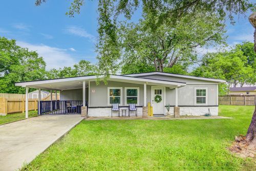 541 Circle Dr, La Porte, TX, 77571-6413 | Card Image