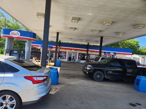 15920 &amp; 16000 N I-30 Highway, Benton, AR, 72015 | Card Image