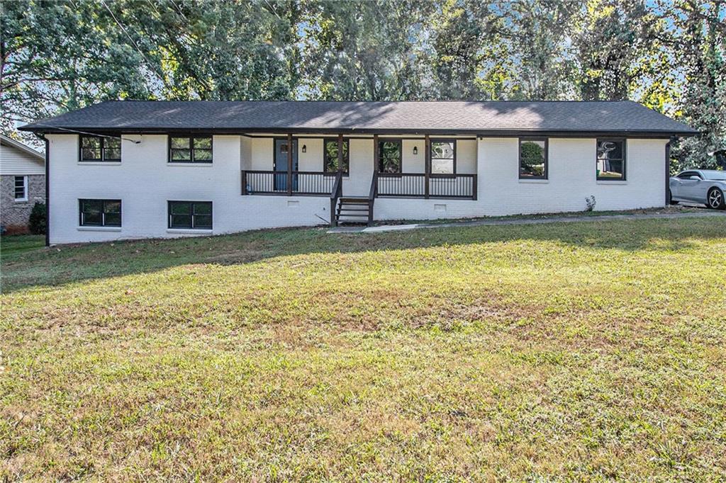 Windrock Dr, Ellenwood, GA 30294