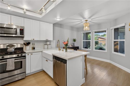 1261 Cabrillo Park Dr, Santa Ana, CA, 92701-3151 | Card Image