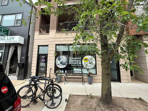 1902 W Belmont Ave, Chicago, IL, 60657-9474 | Card Image